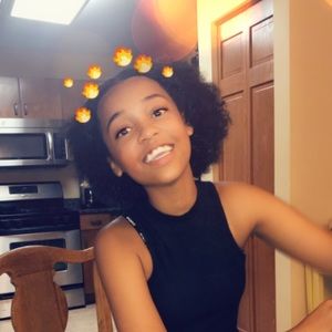 Meet your Posher, Degianna